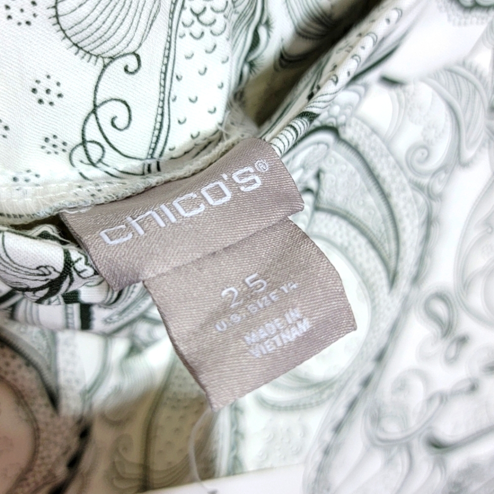 NWT Chico's Paisley Print Ankle Length Pants Green/White SIZE 2.5 (US 14) #685 - Picture 3 of 9